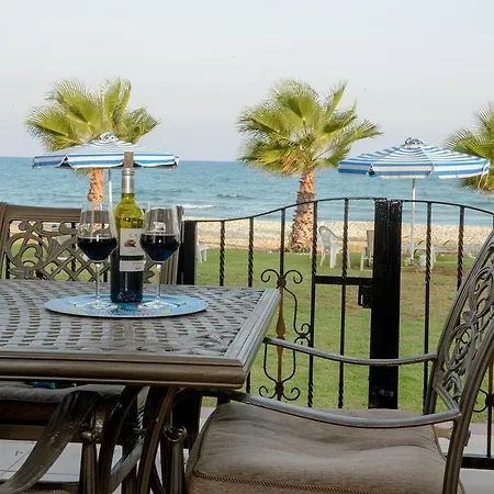 Vakantiehuis Fishbone Seafront House *